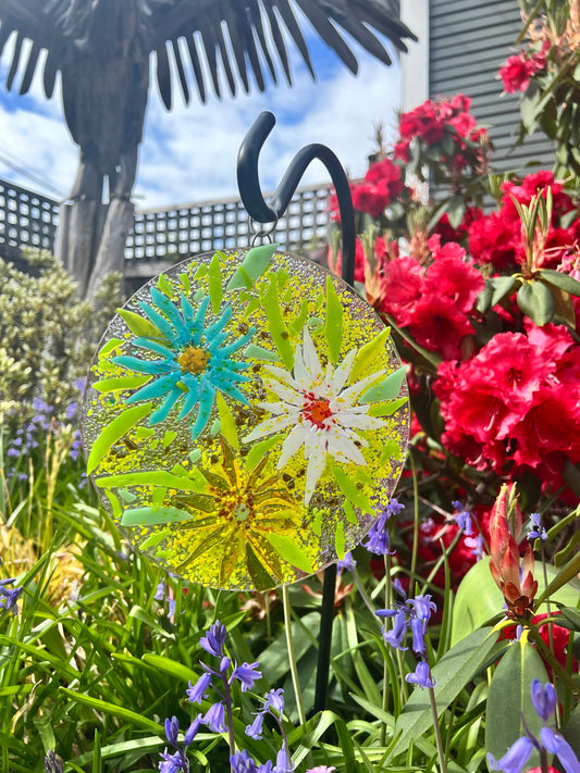 Garden Circles 🌸 Create a one-of-a-kind fused glass piece for your garden