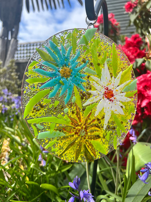 Garden Circles 🌸 Create a one-of-a-kind fused glass piece for your garden