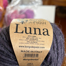Load image into Gallery viewer, Luna - Wool/Alpaca/Acylic Deep Purple 43
