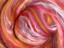 Load image into Gallery viewer, Felted Scarf Kit
